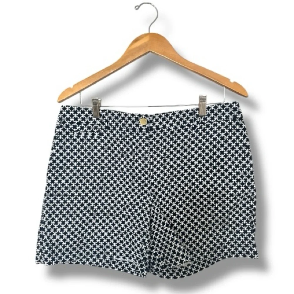 Anne Klein Black & White Print Tailored Shorts Size 12 Gold Button - Picture 1 of 6
